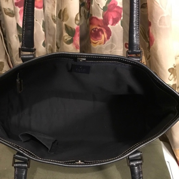 Authentic Gucci bag - Picture 2 of 7